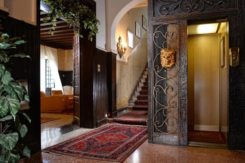 ***  Hotel La Meridiana Lido di Venezia Olaszország
