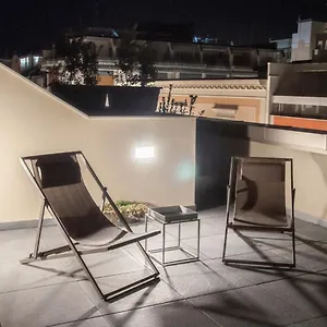 https://nicolas-apartments.barihotels.org